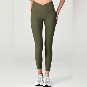 Vetchy MELROSE Army Green Ribbed Leggings
